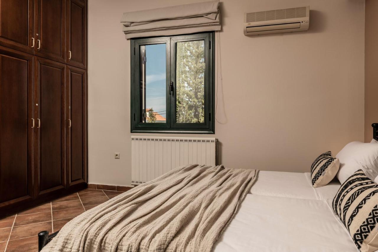 Amalthia Villa Mouzakion  Экстерьер фото